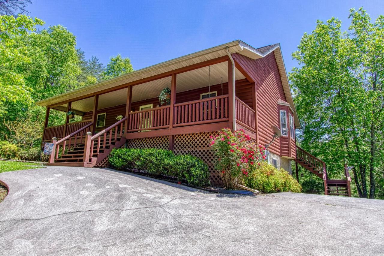 Bluebird'S Song By Honeybearcabins Sevierville Exterior foto