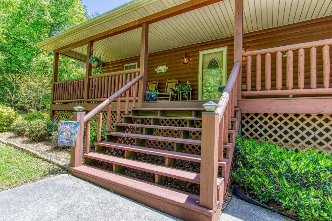 Bluebird'S Song By Honeybearcabins Sevierville Exterior foto